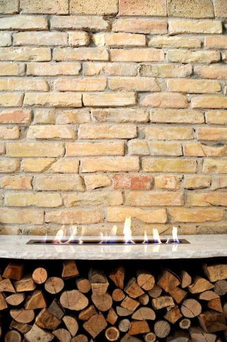 Appartement Bourgeois Boheme Apt. 88 M² Center